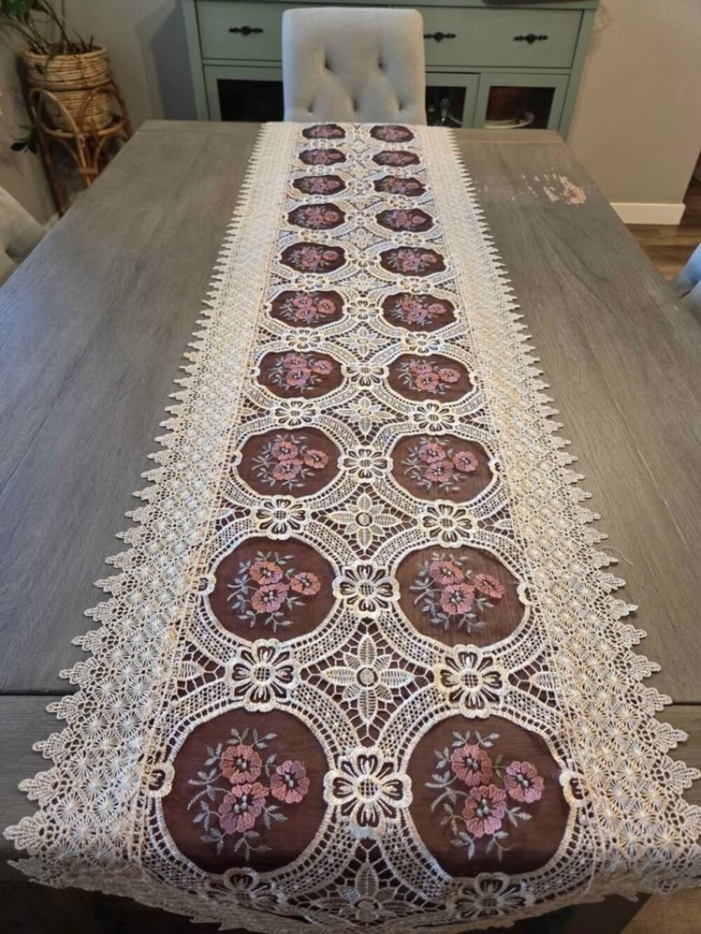 Vintage table runner beautiful victorian style